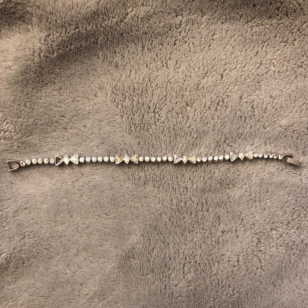 Swavorski Bow Crystal Bracelet